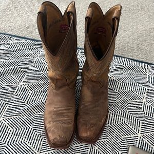 Men’s cowboy boots